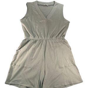 Zenana Romper‎ Sleeveless V-neck Sage ,Pockets Sz 1X Comfy, Preppy, Dress Summer